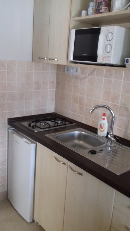 Eszter apartmanház Hajdúszoboszló Exterior foto