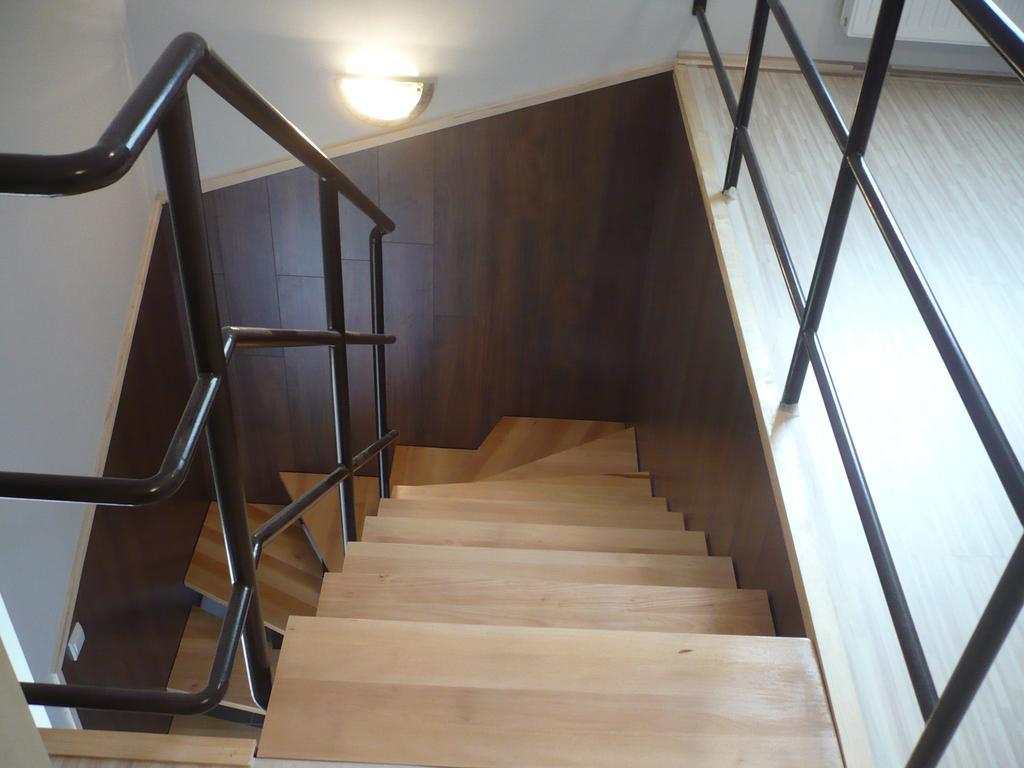 Eszter apartmanház Hajdúszoboszló Exterior foto